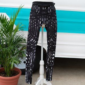 Lululemon Abstract Print Leggings